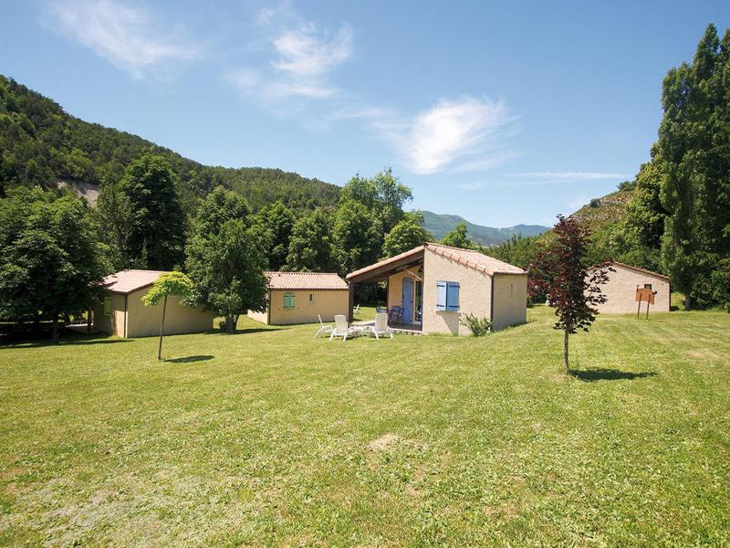 Logis Hotel Le Ceans Orpierre Bagian luar foto